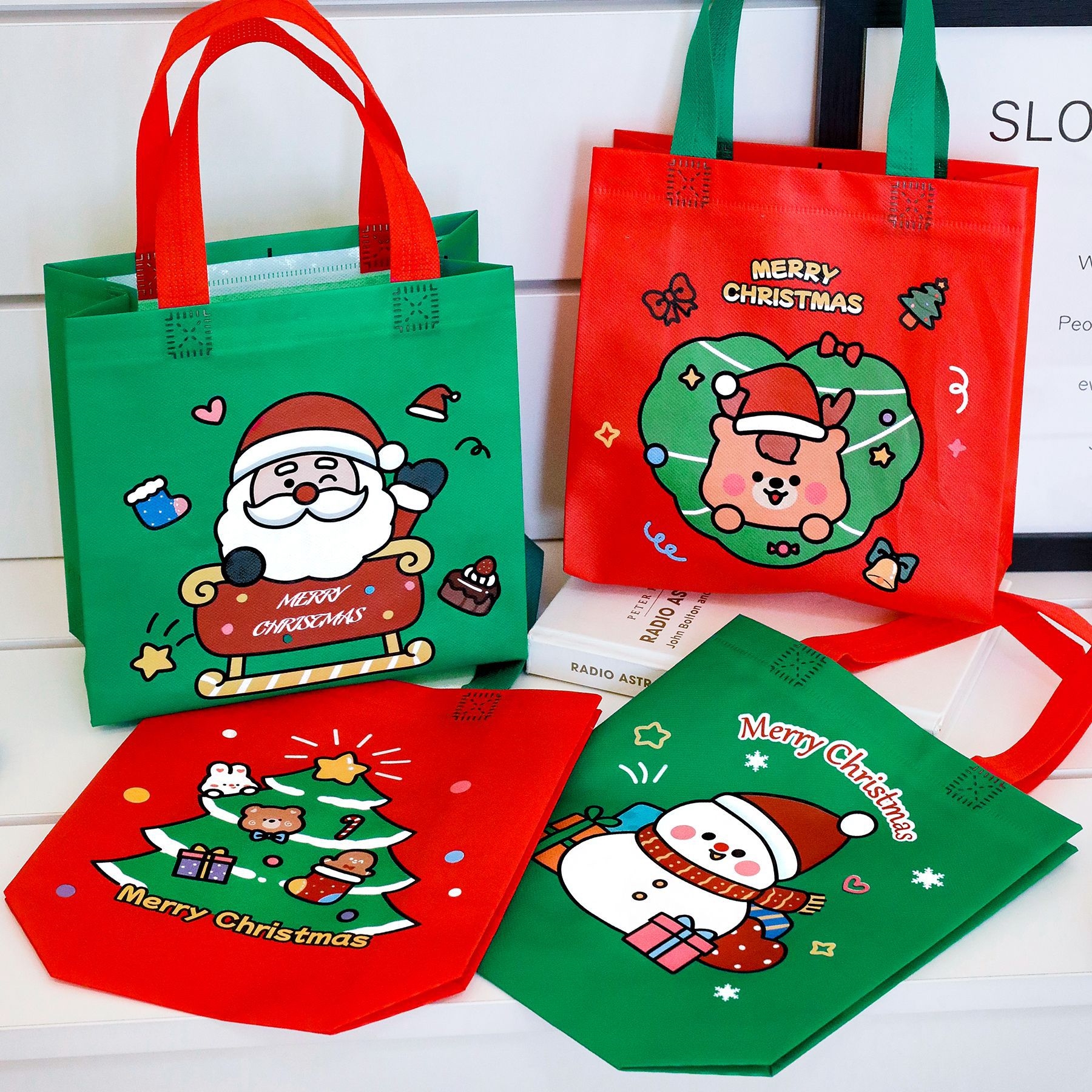 圣诞节礼品袋儿童全班奖励礼物包装袋学生伴手礼袋子无纺布手提袋