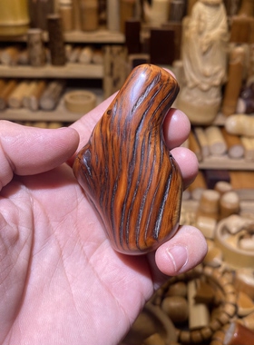 38-72mm太行崖柏虎皮纹黑油手把件，一物一链接，拍了下架，远山