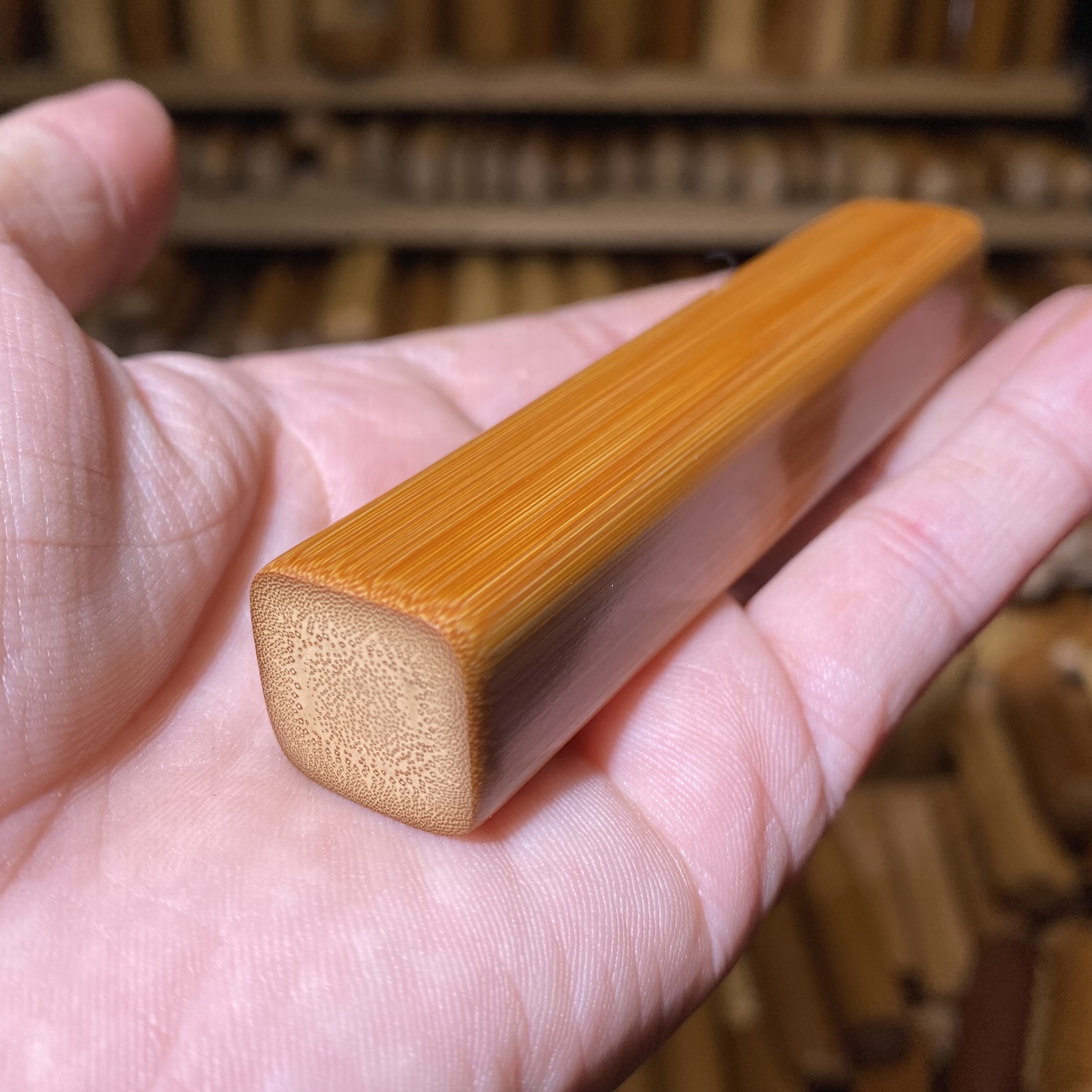 19-99满密捷径正方，一物一链接，远山工实心玉竹手把件