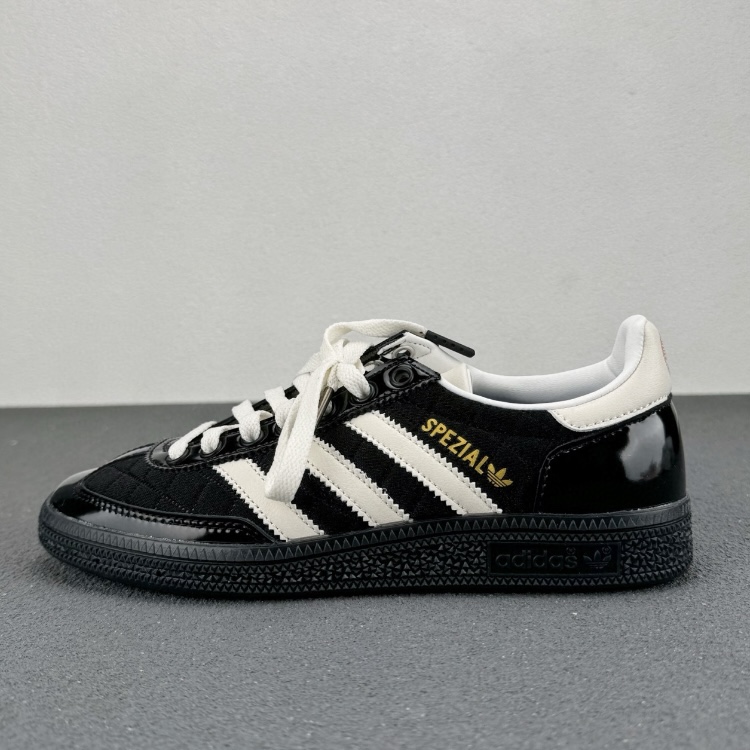 阿迪达斯Adidas HANDBALL三叶草男女同款运动复古休闲板鞋JP5669