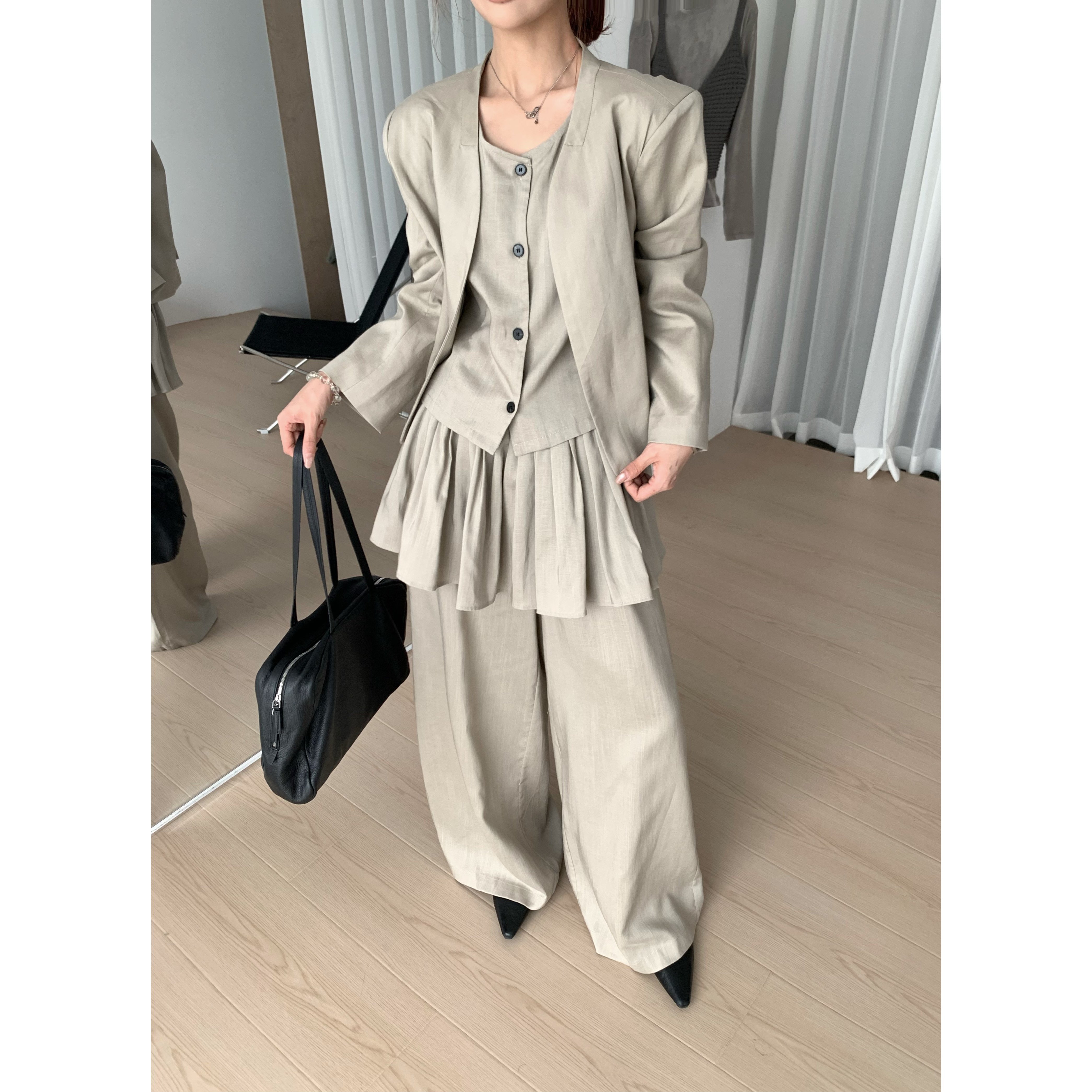 韩版高级感西装马甲三件套女图片