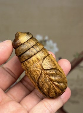 越南沉香木雕刻茧蛹蚕蛹手把件可转东西南北按摩随身盘玩解压神器