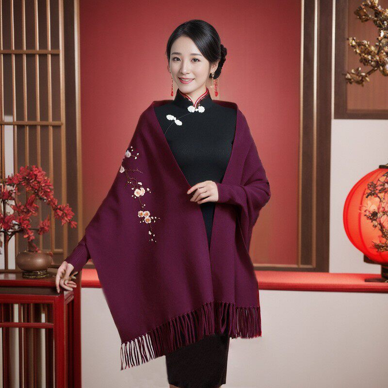 冬季加厚紫色披肩搭配旗袍礼服裙子妈妈婚礼外搭带袖流苏复古刺绣