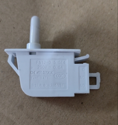 适用新飞三星科龙海信等冰箱用科泰门控灯控防爆照明电源开关FN12