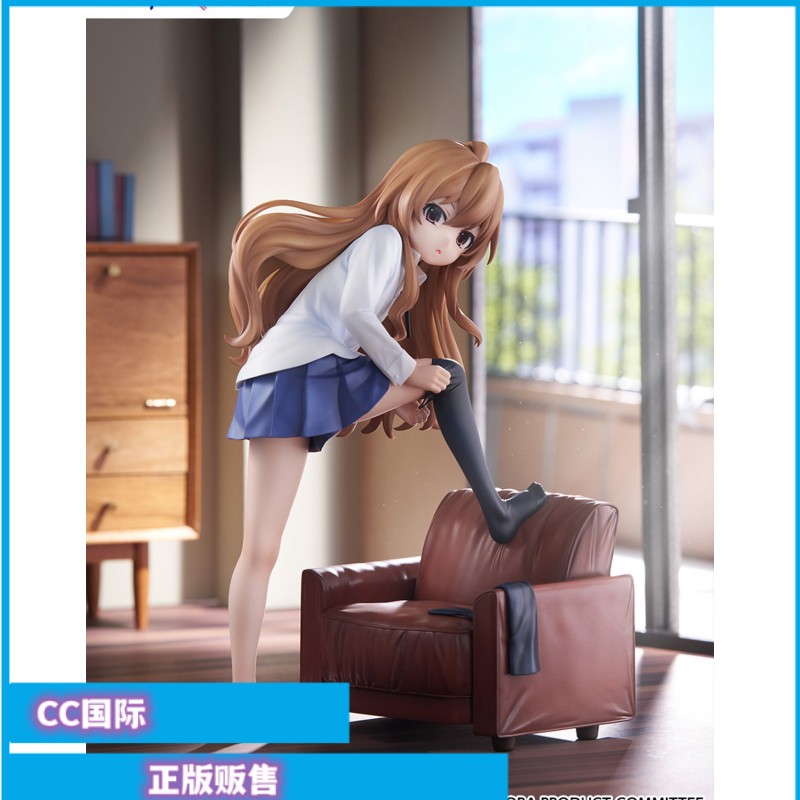 逢坂大河穿丝袜手办