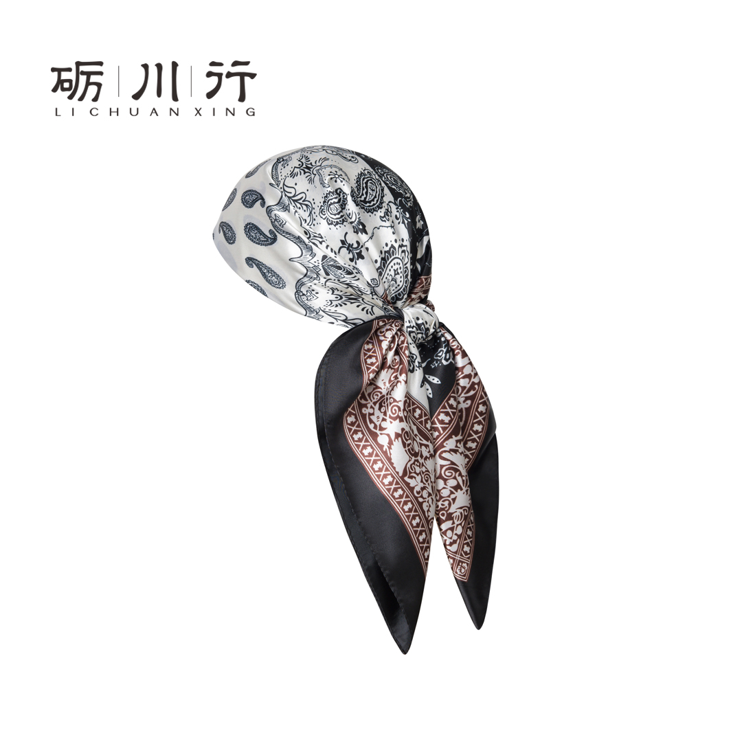 男士嘻哈街舞穿搭配饰头巾