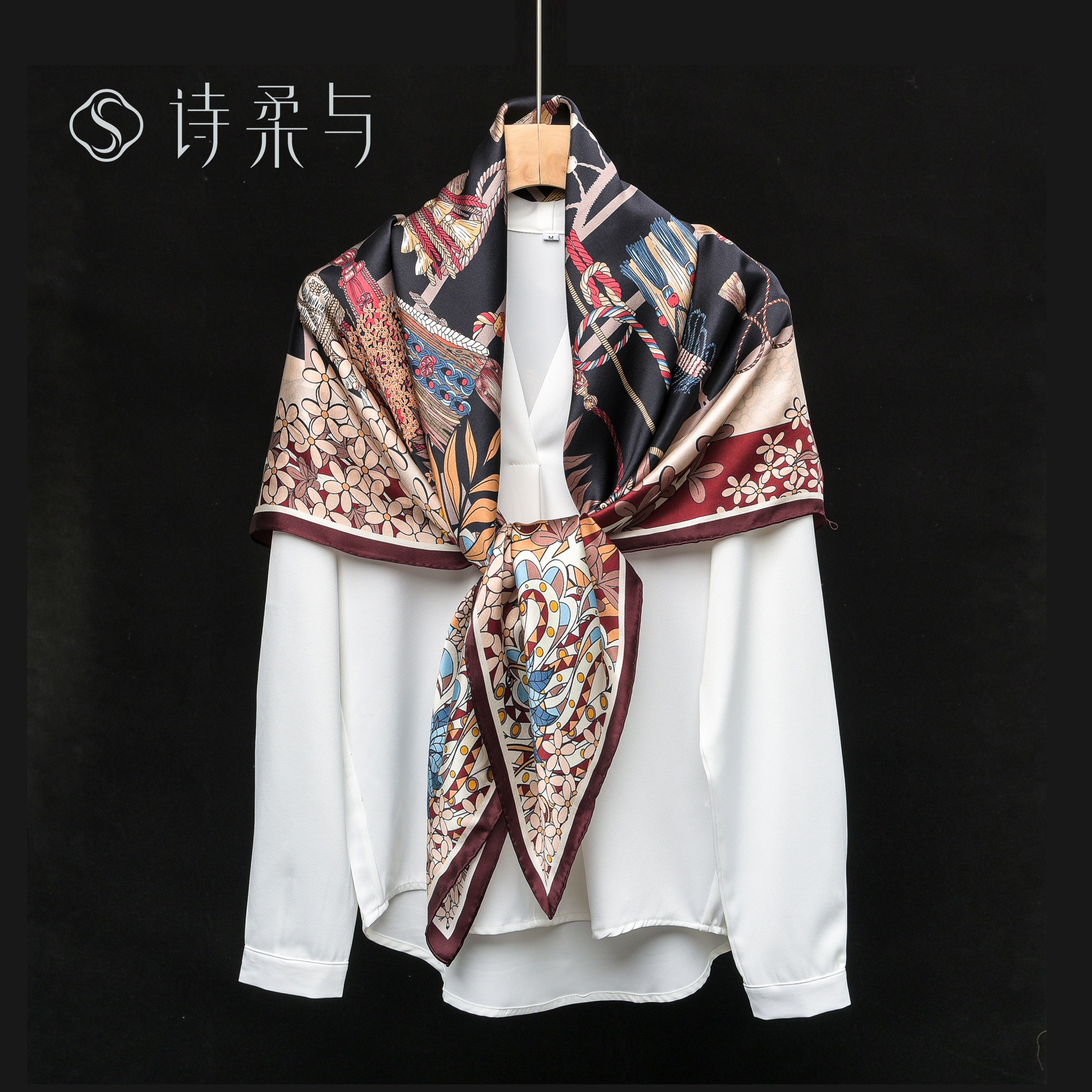 杭州丝绸桑蚕丝巾女薄款大方巾气质通勤百搭七夕送礼礼盒装