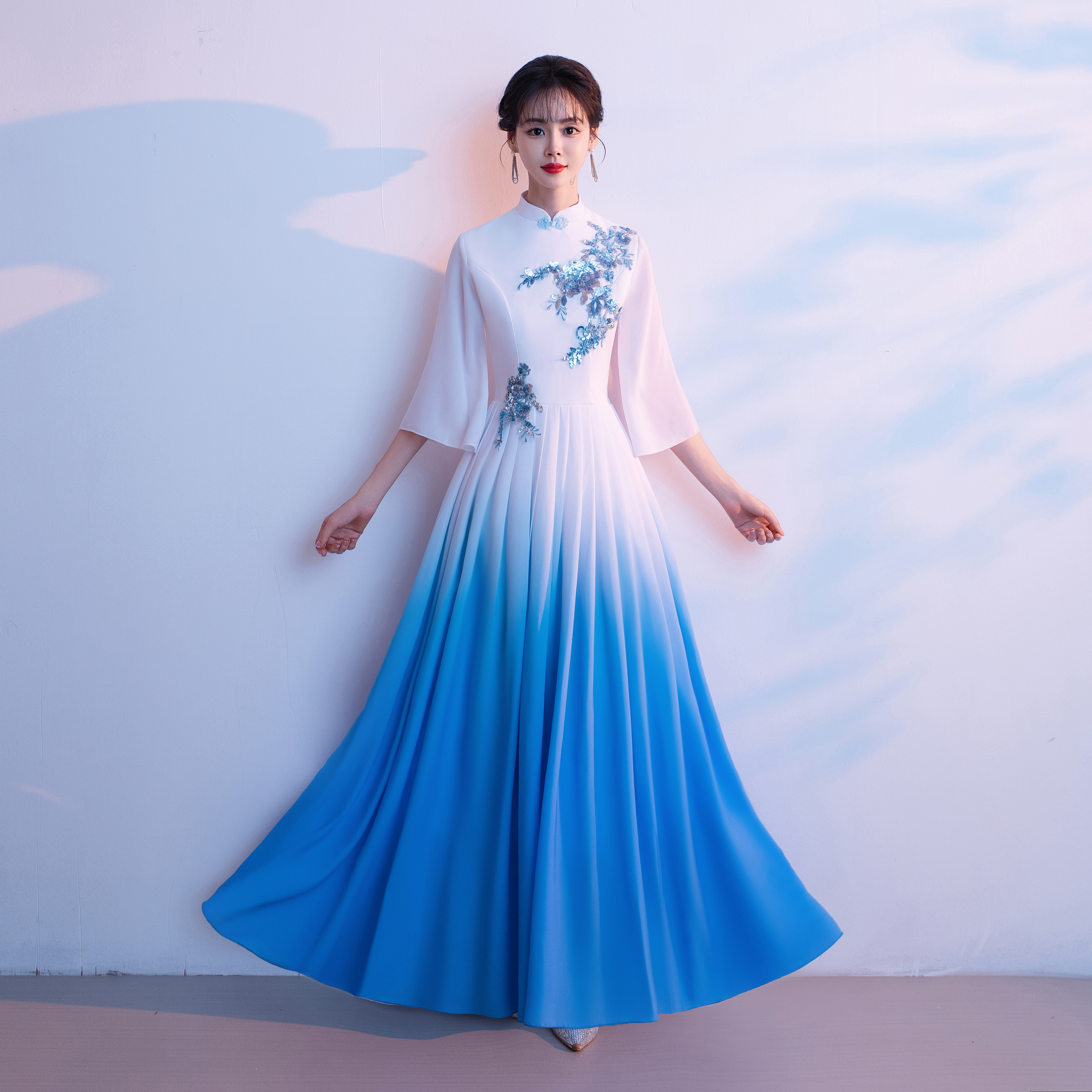 新款大合唱团演出服女长裙过渡色成人古筝二胡表演服中国风礼服