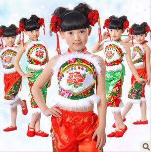 民族服装秧歌表演服女童幼儿学生舞蹈服装东北二人转服装演出肚兜