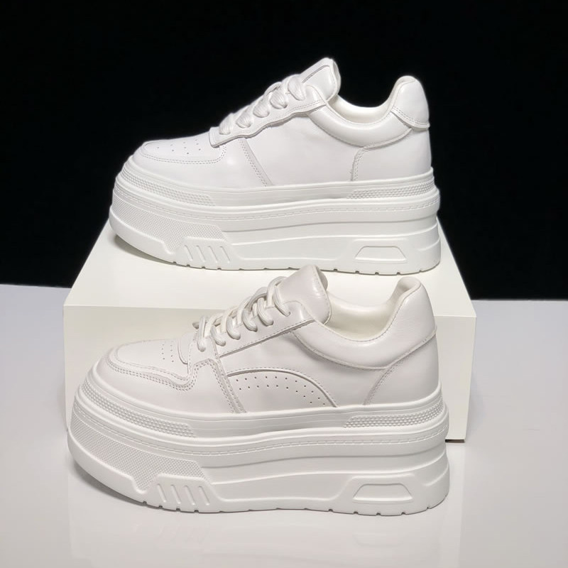 2026春季新款厚底增高真皮轻便板鞋女休闲运动鞋时尚百搭小白鞋女