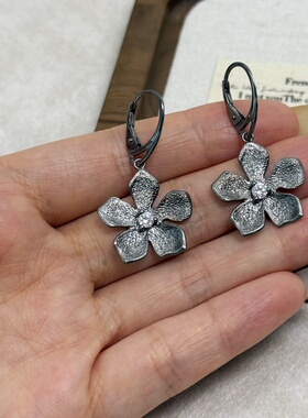 意大利进口 925银镀黑银单花耳坠 专柜品质A154