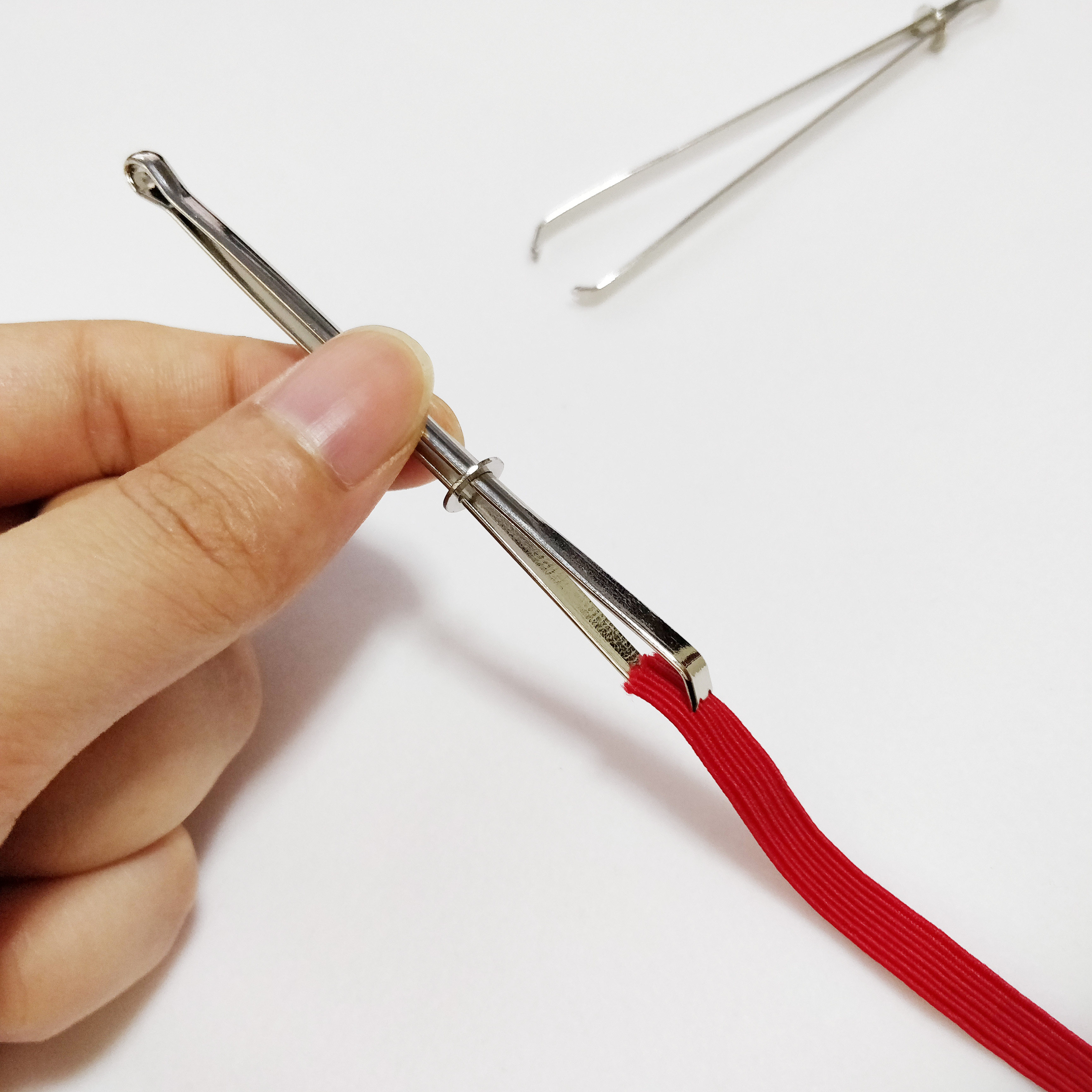 穿绳神器松紧带穿引器穿裤腰绳皮筋帽绳的工具橡筋腰带穿带器夹子