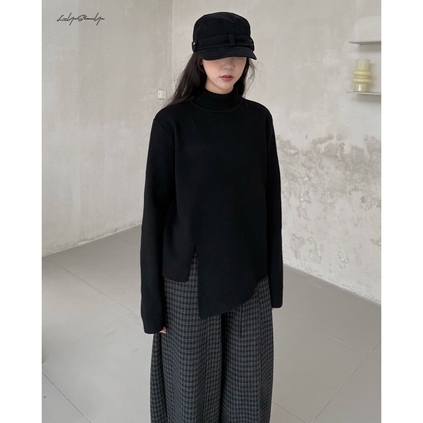 陆与山屿【望野】羊毛针织上衣前开叉软糯打底衫女士黑色毛衣外套,女装/女士精品,毛衣,淘宝优惠券,粉丝福利购,淘宝优惠卷