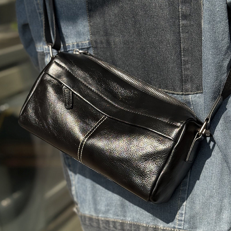 麦为新款原创单肩斜挎包小牛皮包包真皮男士包韩版百搭真皮枕头包