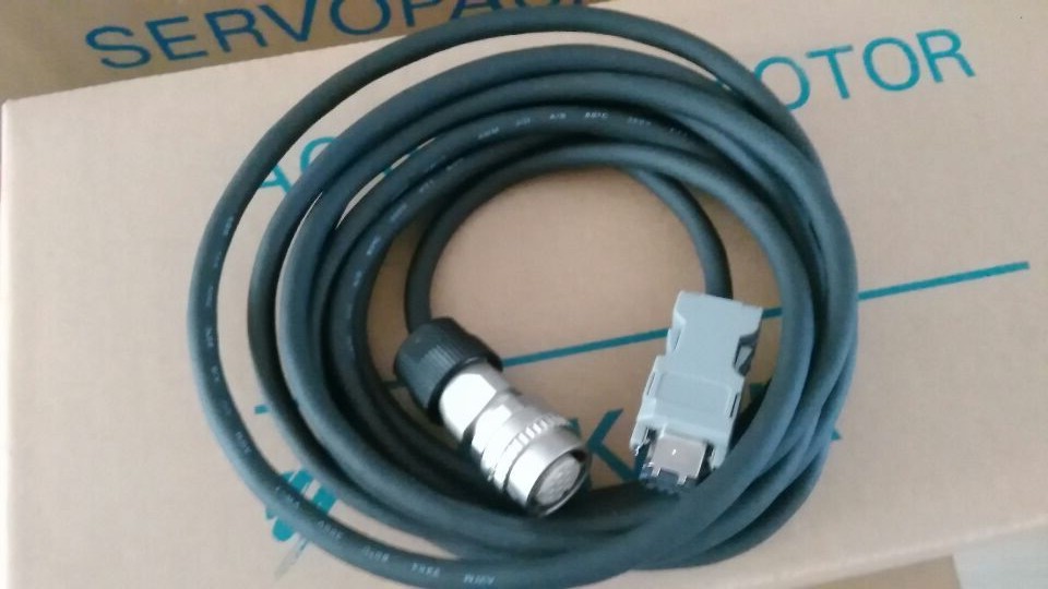 安川伺服电机编码器驱动器