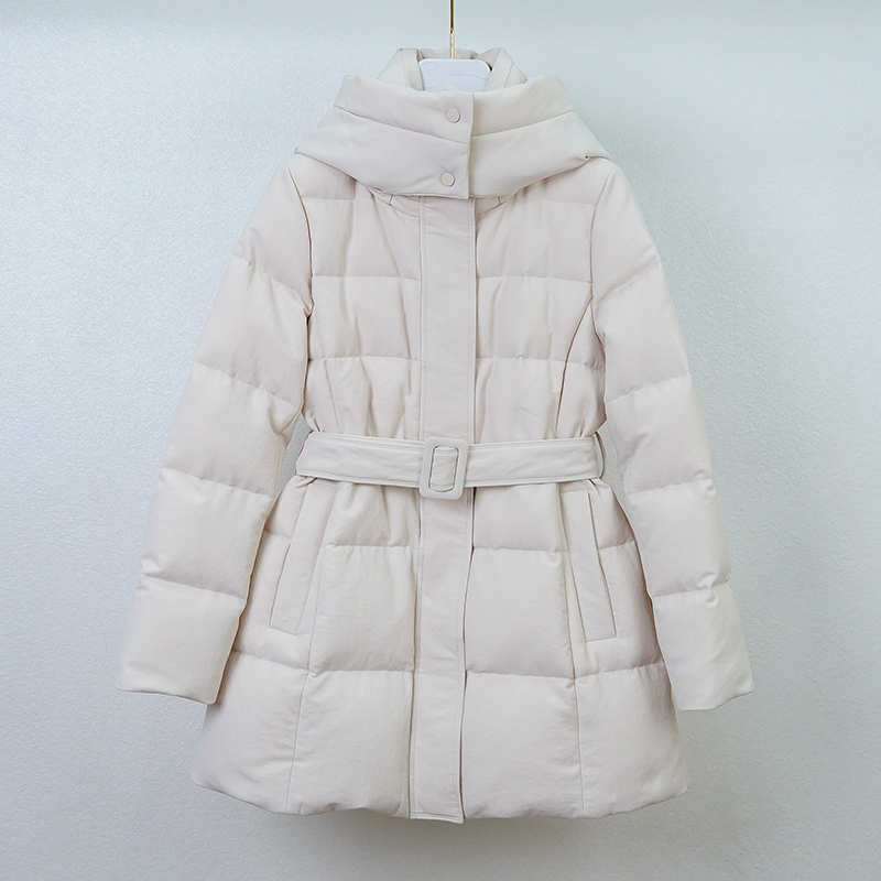 连帽收腰羽绒服中长款显瘦