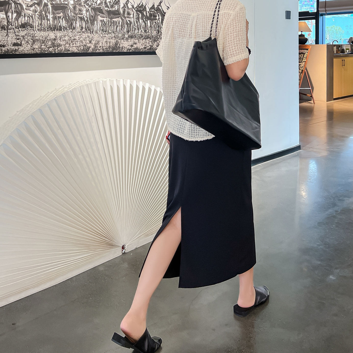 黑色半身裙女夏季2026新款中长款高腰开叉简约经典显瘦百搭直筒裙