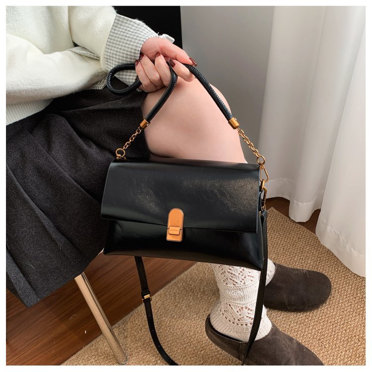 时尚链条拼接小方包2025新款女复古百搭麂皮休闲爆款单肩斜跨女包