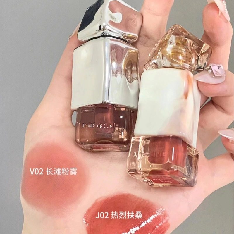 Mistine蜜丝婷泰式奶咖唇釉镜面口红暹罗唇膏唇霜冻现货v02 J0102