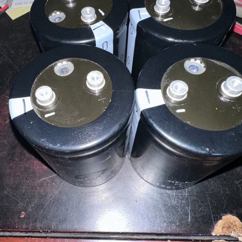议价日本尼吉康400v3900uf铝电解电容，富士F1S/22K维修