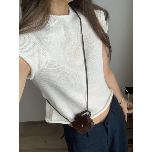 夏季慵懒亚麻棉自然卷边短袖女