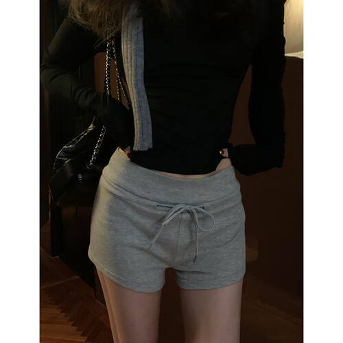春夏新款百搭显瘦软糯短裤女