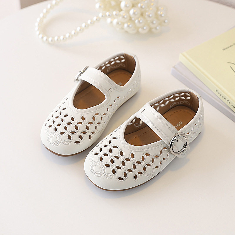 潮流法式镂空玛丽珍鞋2026春夏新款女童透气半凉鞋一字扣平底皮鞋