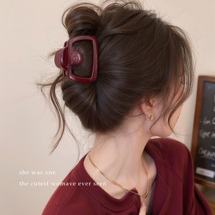 安拉红中号抓夹女2024新款高级感时尚慵懒风半扎发抓鲨鱼夹子发饰