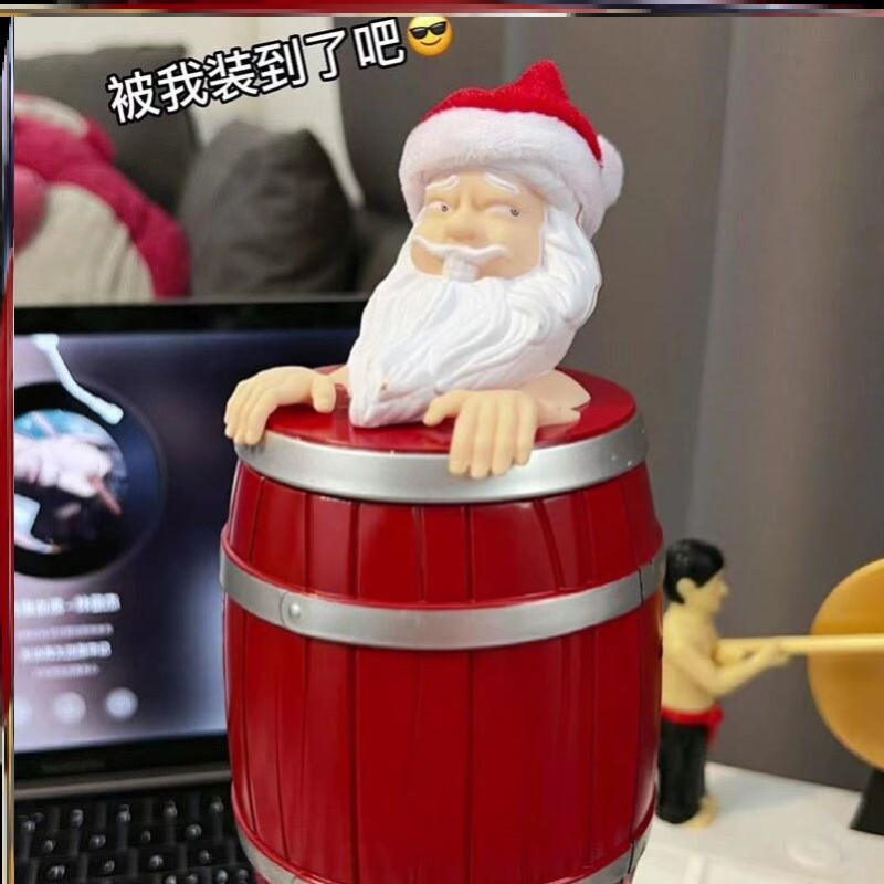 圣诞老人烟盒霹雳先锋星爷同款木桶怪叔叔创意恶搞玩具自动弹烟盒