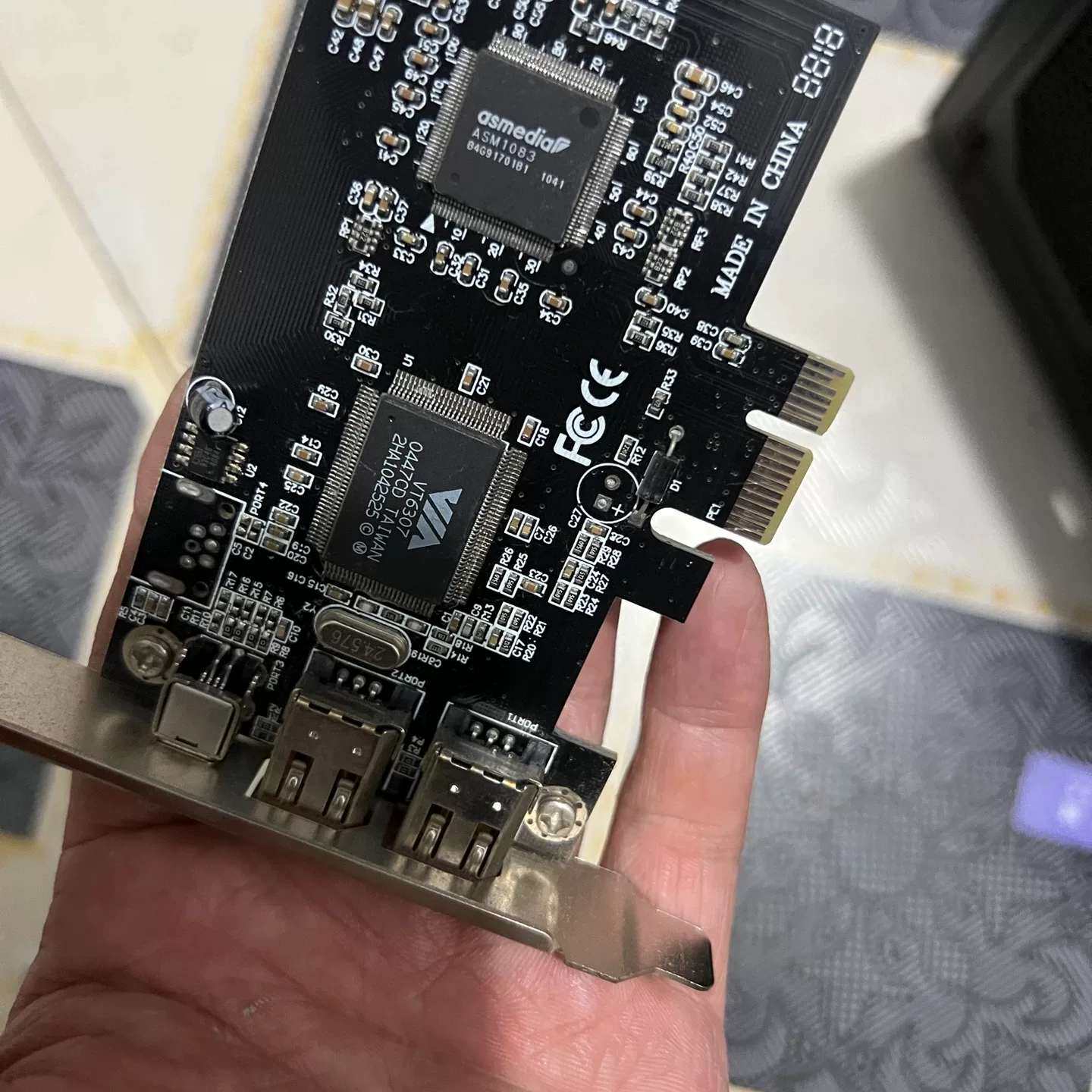 {议价}PCI-E 1X 13其它元器件