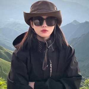 冲锋衣户外薄款夹克外套男女潮牌防风防水春秋季登山服，男装夹克，奇怪漫猴工厂店