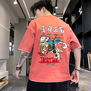 主推假两件T恤男生新款潮流ins风体恤潮牌夏装A436-2110-P30,夏日墨绿色男生穿搭图片