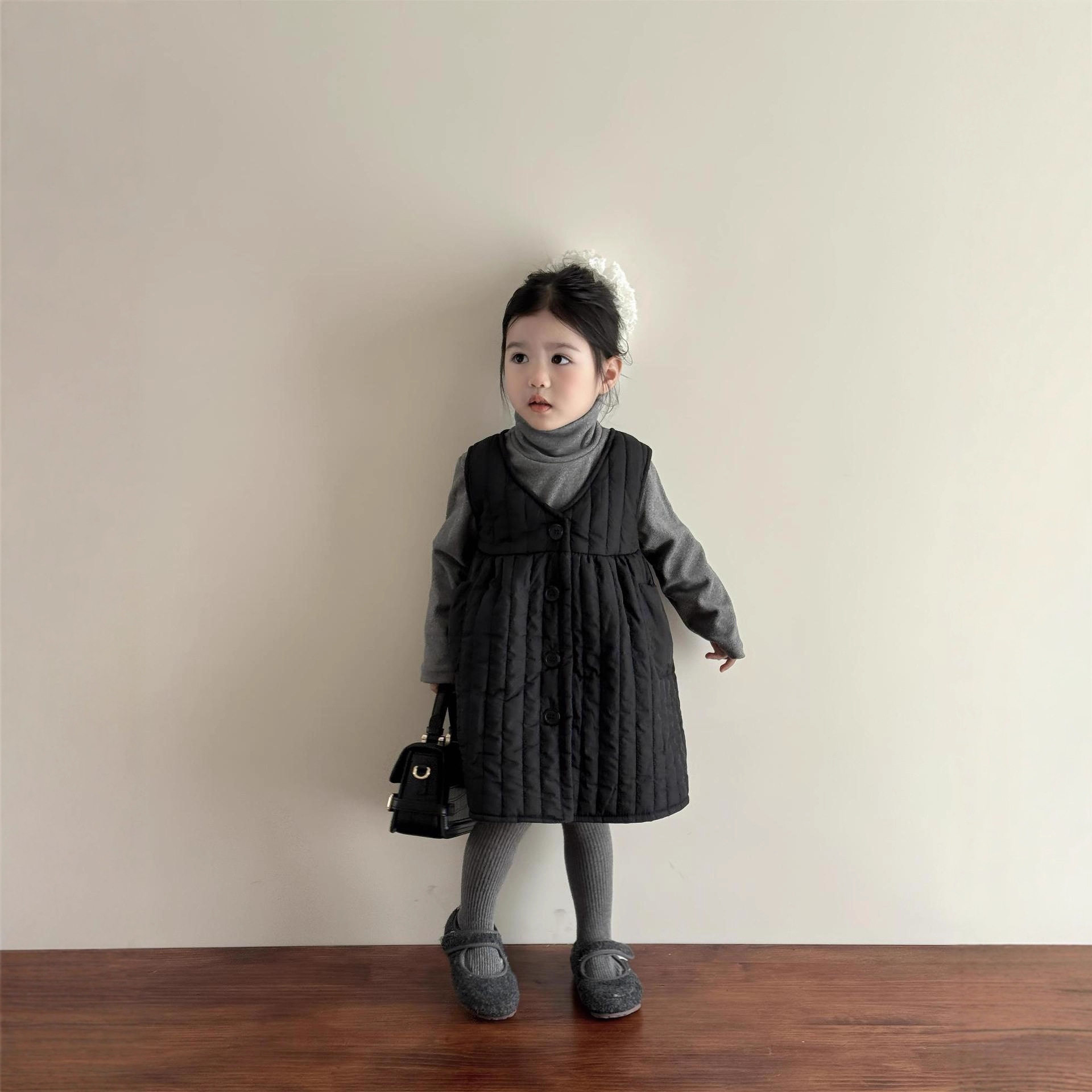 韩国童装女童冬款黑色夹棉绗缝单排扣背心裙+灰色高领内搭分开拍,童装/婴儿装/亲子装,儿童运动套装,淘宝优惠券,粉丝福利购,淘宝优惠卷