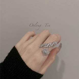 如蝶在野 富家千金繁花水钻戒指气质百搭高级感氛围开口戒可调节