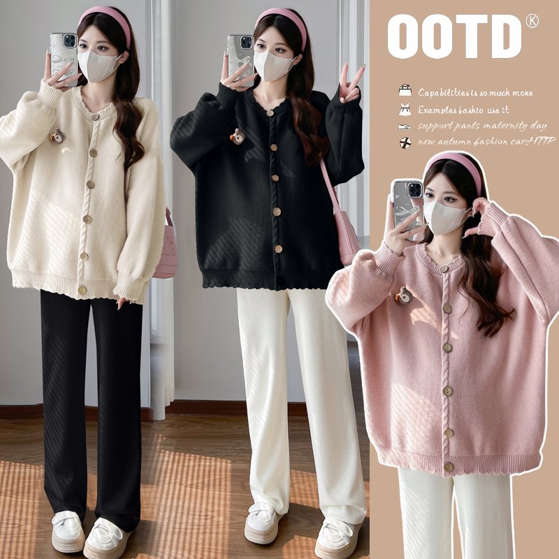 孕妇装秋冬季2025新款韩版时尚针织长袖开衫潮妈百搭小熊毛衣外套