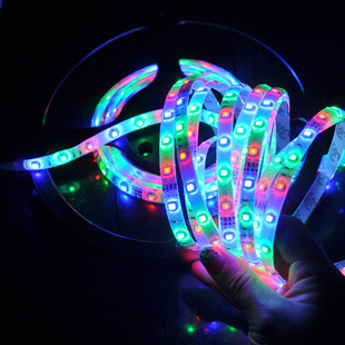 led彩色遥控变色USB灯条三色跑马灯带电池盒氛围灯条5v防水