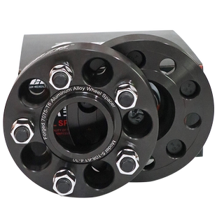 适用于 英菲尼迪Q50JX35FX35 QX50轮毂改装加宽垫片法兰盘变位器