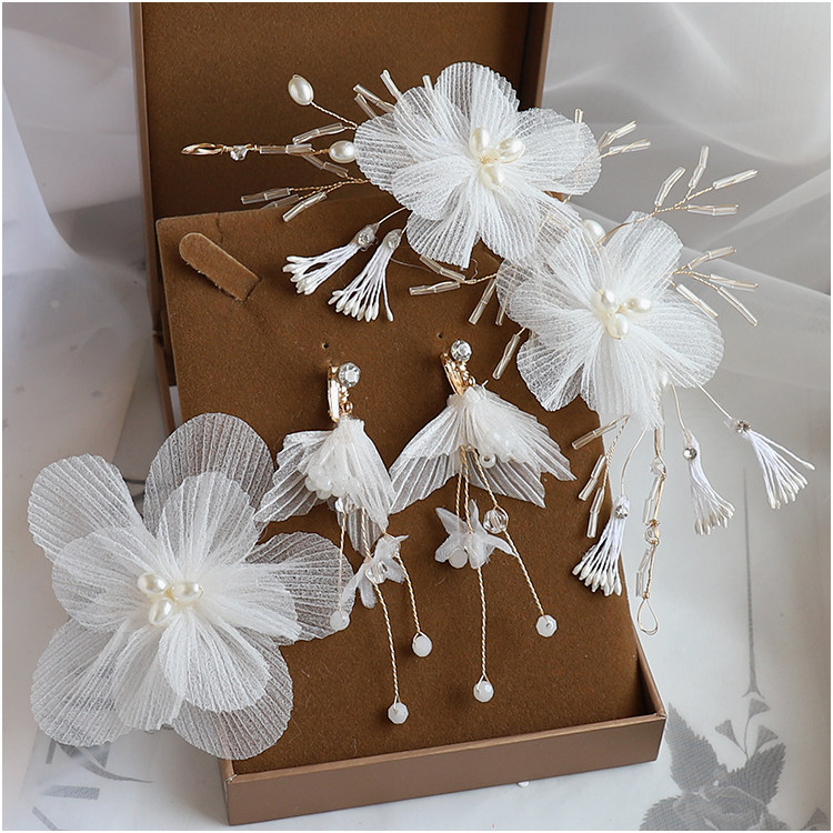 新娘头饰森系仙气发夹韩式仙美白娟纱花朵发饰婚纱礼服影楼配饰品在类目 饰品/流行首饰/时尚饰品新, 发饰中 - 来自Buy2taobao.com提供专业的淘宝代购服务