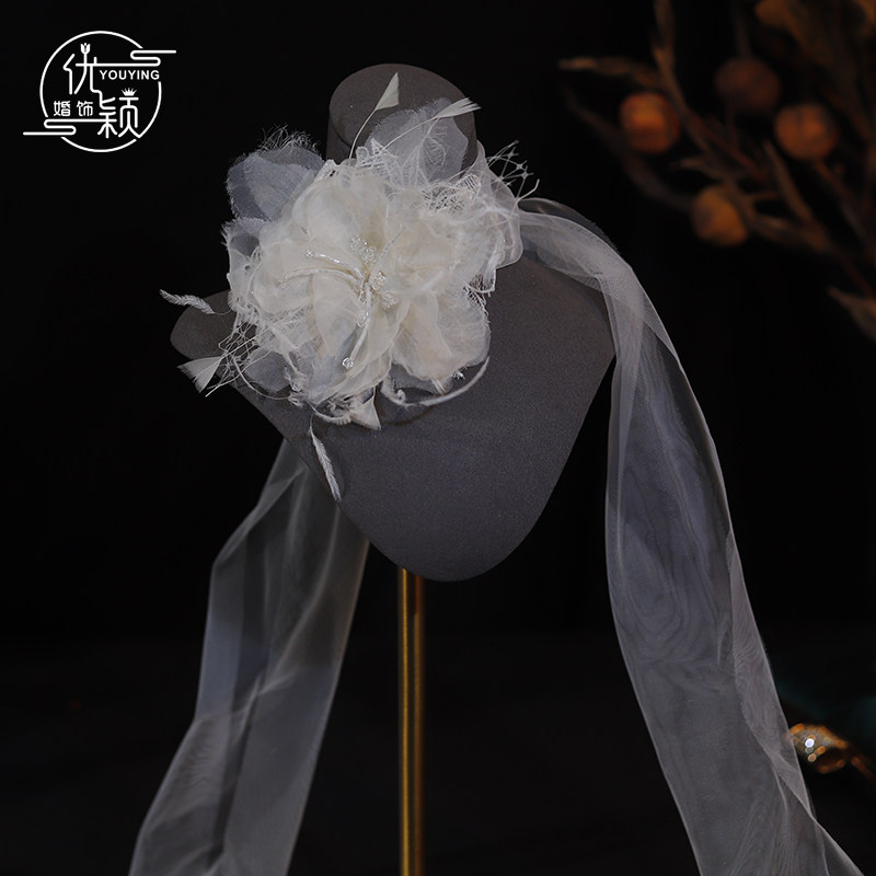 新娘森系氛围感花朵羽毛颈链婚礼发夹简约气质结婚白纱跟妆头饰品