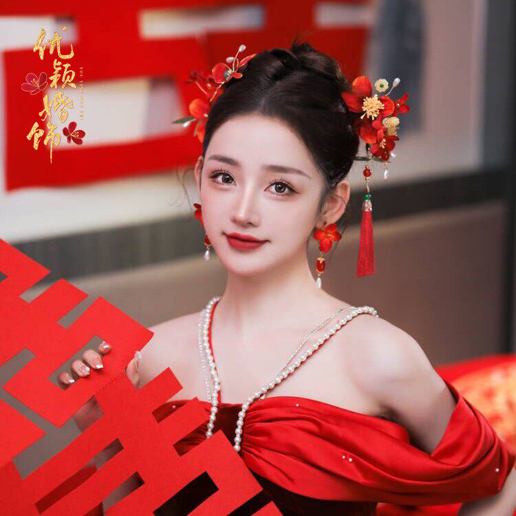 新中式晨袍头饰红花古装秀禾发饰