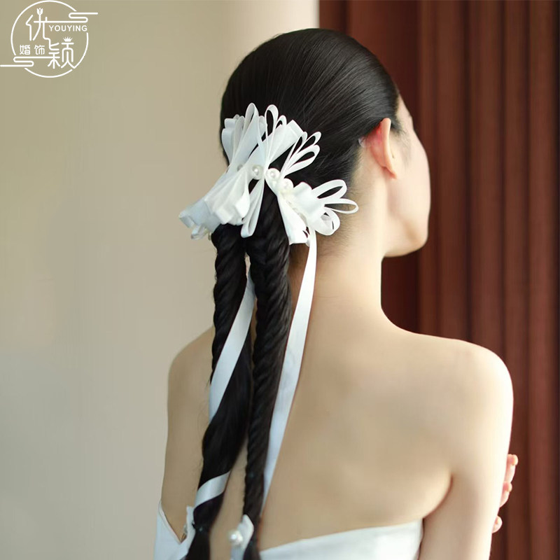 优颖新娘发饰森系白色珍珠蝴蝶结飘带发带高级感订婚敬酒服配饰