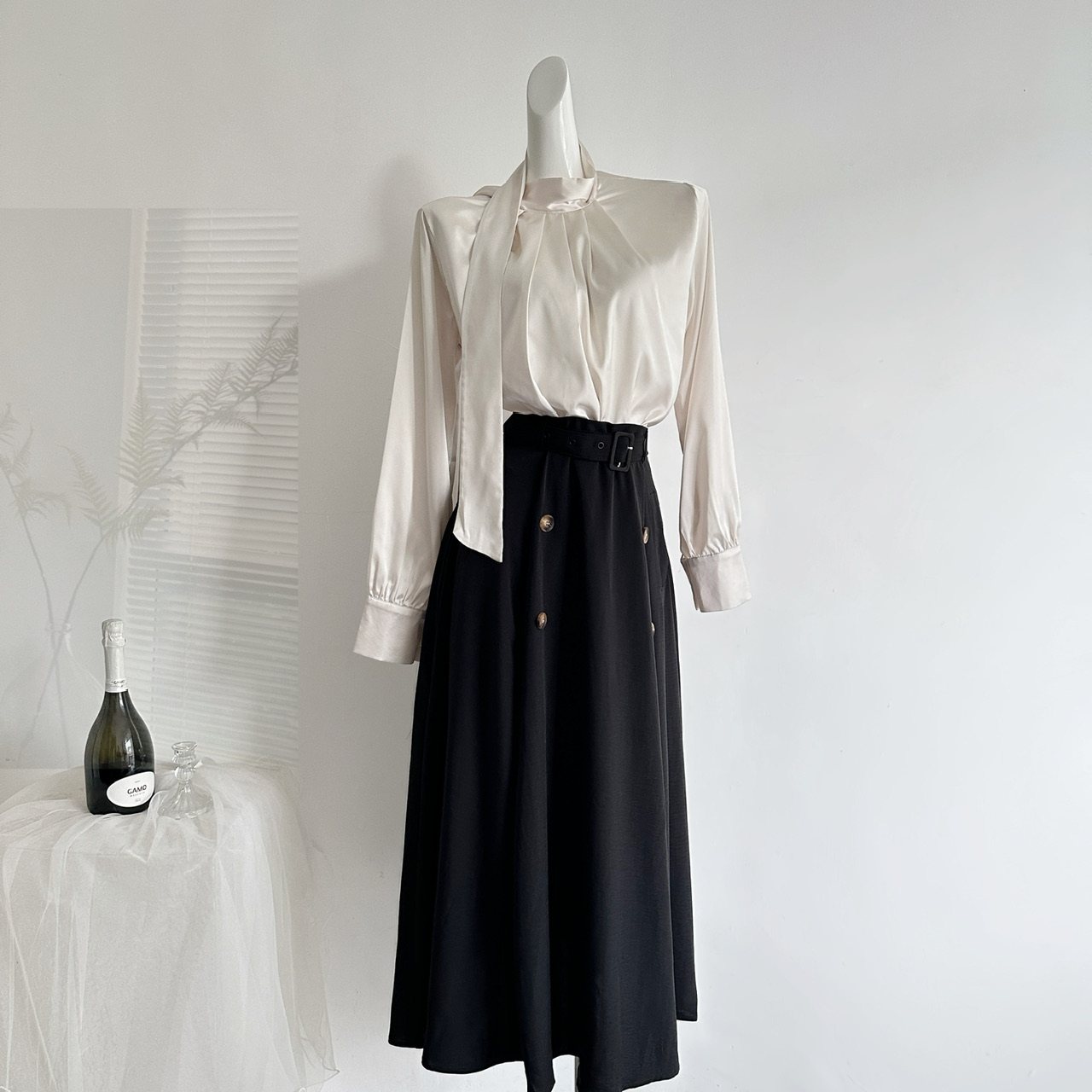 气质氛围感飘带缎面光泽上衣大摆半身裙套装秋季女