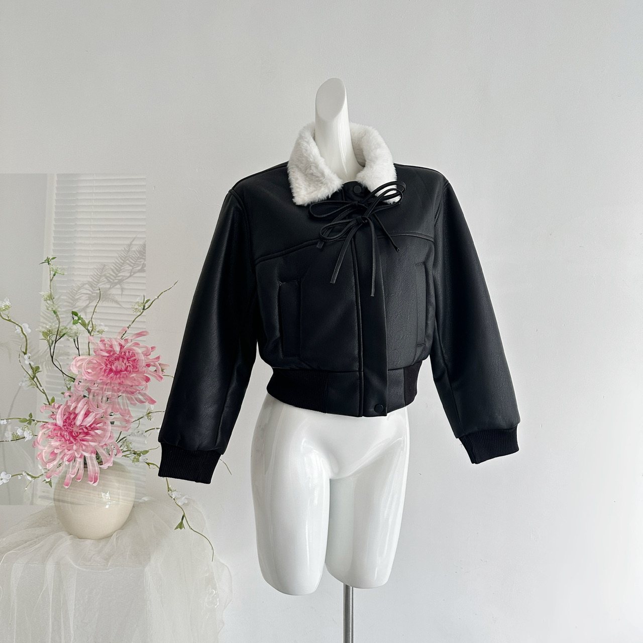 冬季皮毛一体机车服夹加厚加绒黑色皮衣外套女