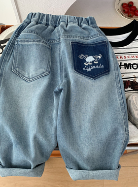 儿童牛仔裤2026新款男童春秋浅蓝色长裤男孩春装柔软宽松直筒裤子