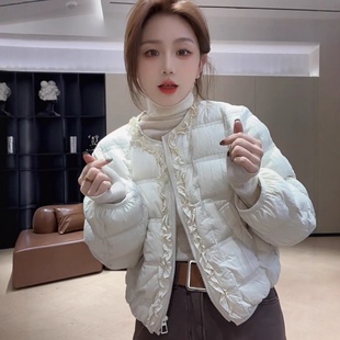 韩系圆领荷叶边短款羽绒服女2025冬季新款宽松百搭保暖白鸭绒外套