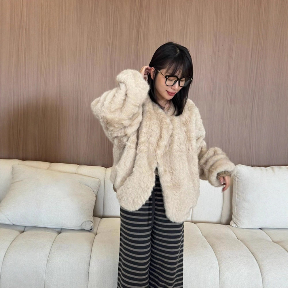 双面穿人造小湖羊欧貂绒毛毛短外套女2025秋冬新款宽松灯笼袖上衣