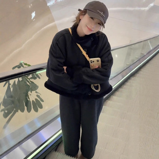 皮毛一体羊羔毛短款外套女2025秋冬季新款韩版加厚立领机车服上衣