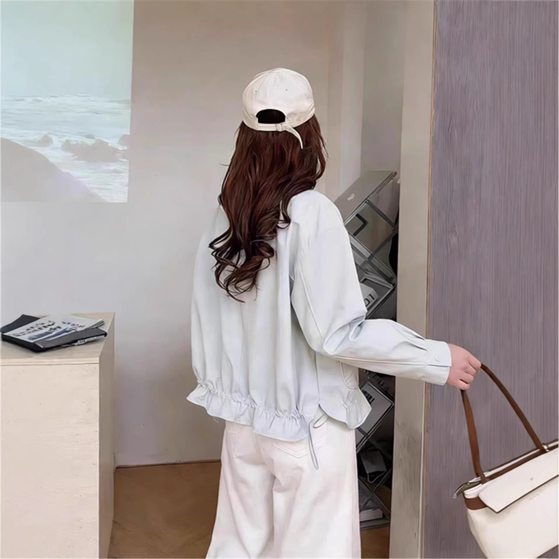 韩系立领短外套女2026感宽松夹克小个子穿搭下摆抽绳休闲外套