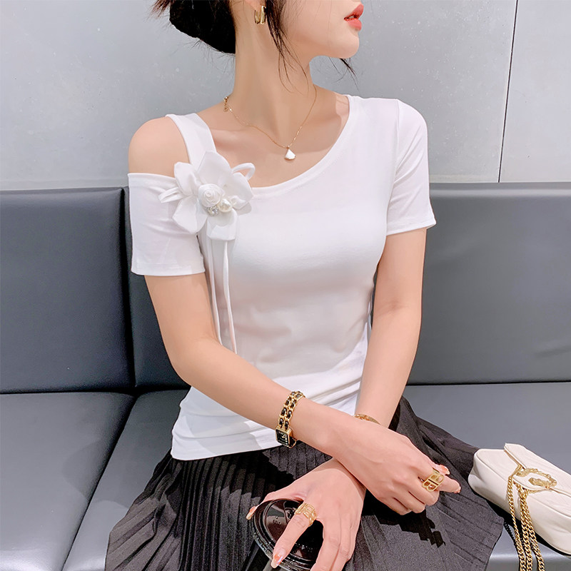 性感斜领t恤女短袖夏装欧货设计感露肩上衣气质百搭显瘦半袖小衫