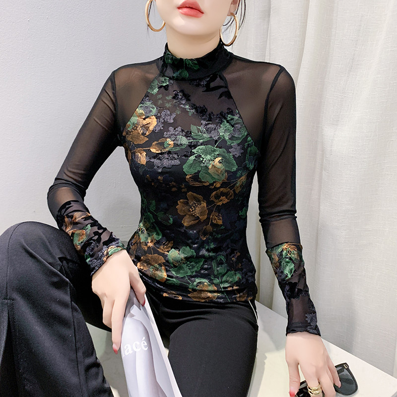 气质植绒印花半高领打底衫女